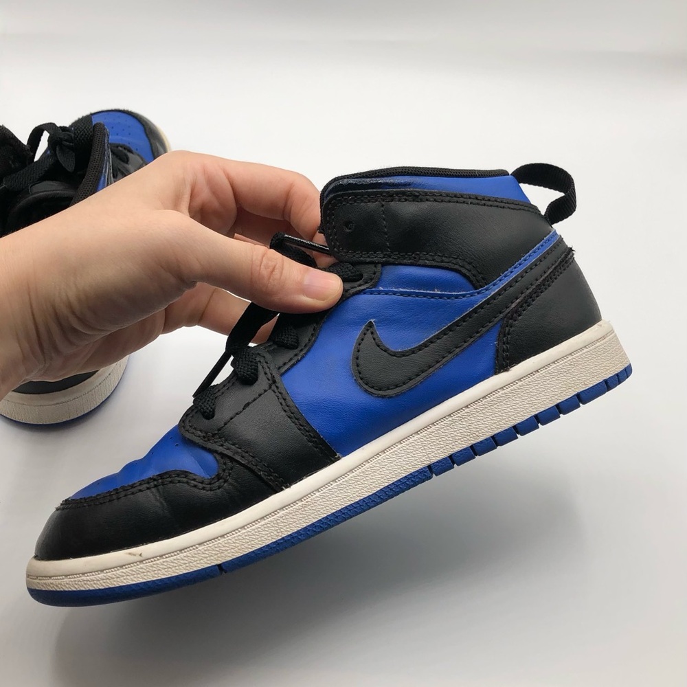 Nike Kids Retro Air Jordans Black Blue High Tops Youth Size 2Y